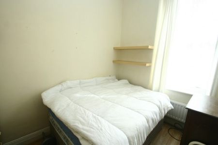 4 Bed - Simonside Terrace, Heaton, Ne6 - Photo 3