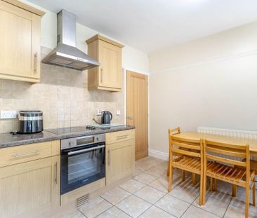 2 bedroom semi-detached house to rent - Photo 3