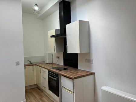 Studio to rent - Photo 3