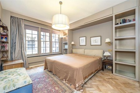 Upper Grosvenor Street, W1K - Photo 3