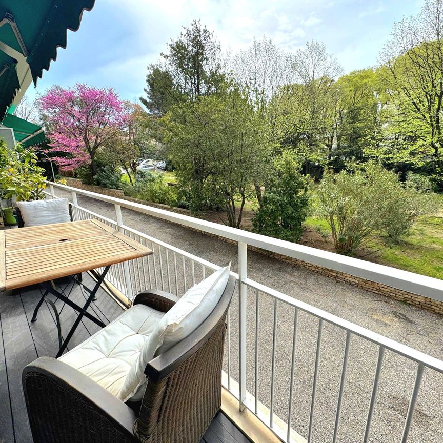 Location Appartement 4 pièces 95m² MARSEILLE 9ème - Photo 1