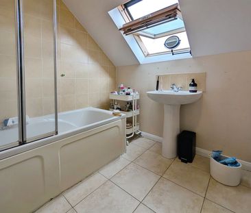 Howard Road, SO15 - Photo 6