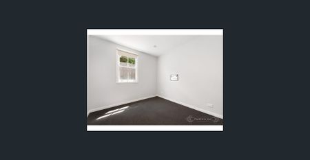 Large 5 Bedroom Family Home - Catchement Zone for New Dutton Park High School B.S.S.S.C - Photo 2