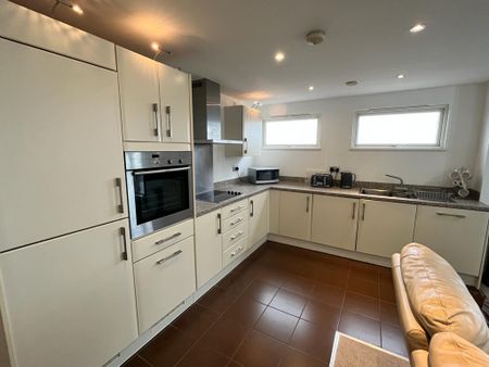 2 bedroom apartment to rent - Photo 2