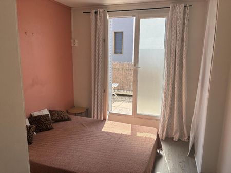 Location Appartement 2 pièces 43m² CLERMONT FERRAND 63000 - Photo 2