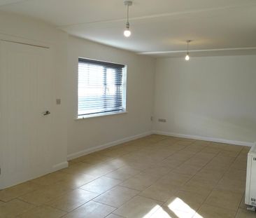 3 bedroom detached house to rent - Photo 1