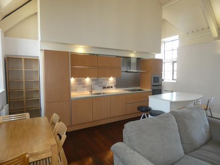 2 bedroom flat to rent - Photo 5