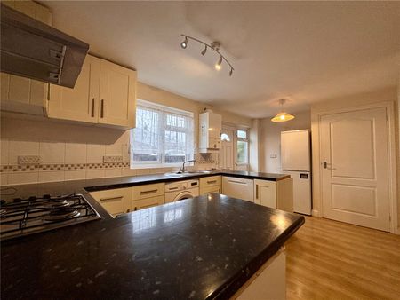 Abbey Road, Basingstoke, Hampshire, RG24 - Photo 4