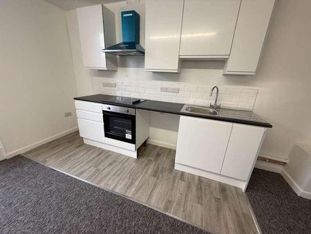 The Halve, Trowbridge, Wiltshire, BA14 - Photo 3