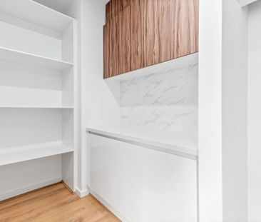 Like New & Ready to call HOME! - Photo 4