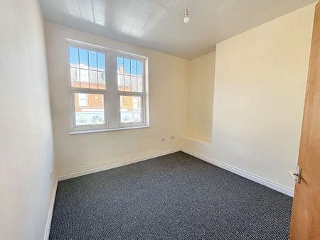 2 bed upper flat to rent in NE63 - Photo 4