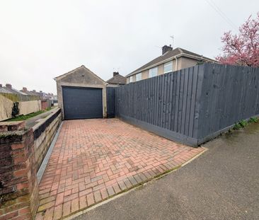 A 3 Bedroom Semi-Detached - Photo 4