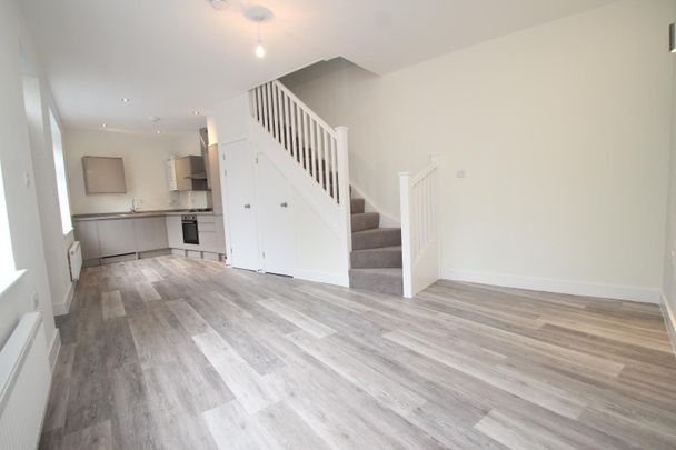 2 bedroom house to rent - Photo 1