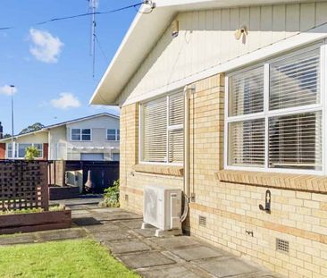 GLENVIEW, HAMILTON - 2 BEDROOMS - Photo 4