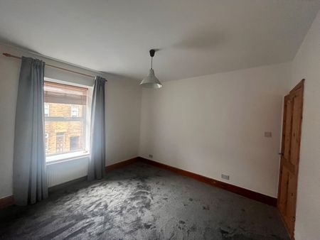 2 Bed Terraced House, Lydgate Lane, S10 - Photo 3