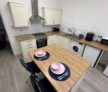 Spacious Rooms to Rent in Dumfries Town Centre - Photo 1