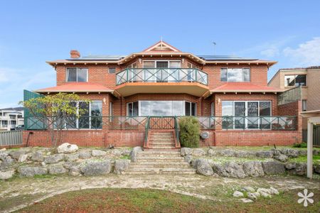 41 Whitfeld Terrace - Photo 2