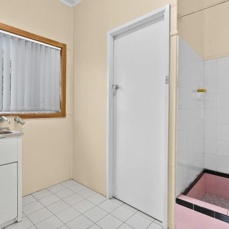 Low maintenance living - Photo 3