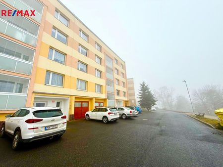 Pronájem bytu 2+1 v družstevním vlastnictví 59 m², Meziboří - Fotografie 3