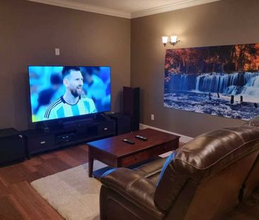 Beautiful & Large Two Bedrooms Suite - Photo 6