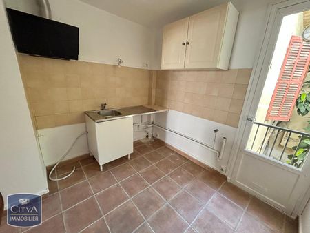 Location Appartement 3 pièces 59m² TOULON 83100 - Photo 4