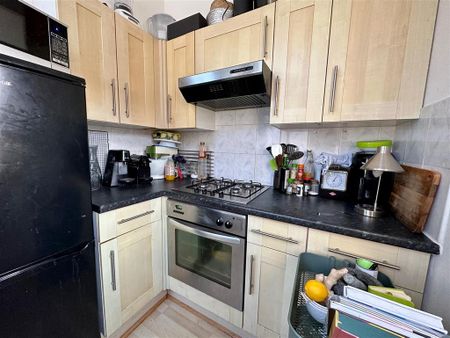 1 bedroom apartment to rent - Photo 3
