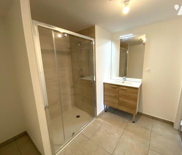 Appartement au 3ème étage, 2 chambres, balcon, place de parking - Photo 6