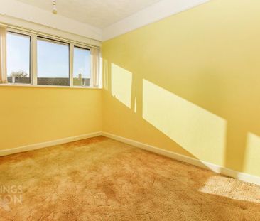 3 bedroom end of terrace house to rent - Photo 5