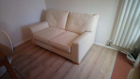 4 bedroom house share to rent - Photo 2