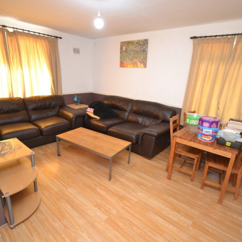 1 bed Shared House for Rent - Photo 1