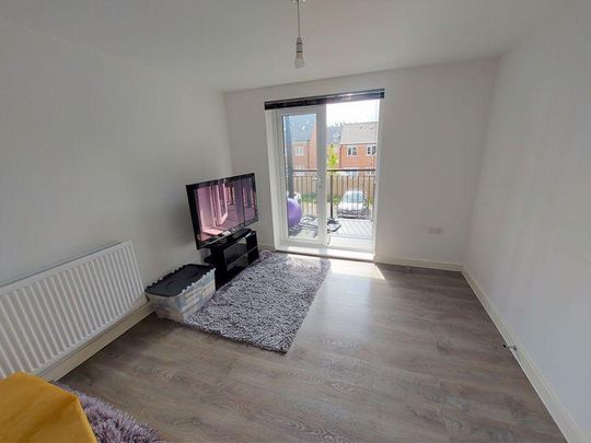 2 bedroom apartment to rent - Photo 1