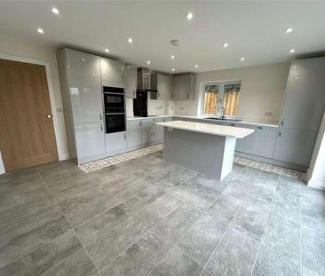 Cheriton Fitzpaine, Crediton, Devon, EX17 - Photo 5