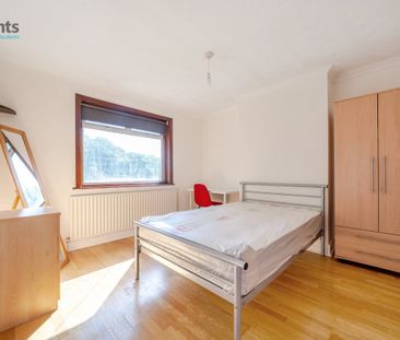 5 bedroom semi-detached house to rent - Photo 5