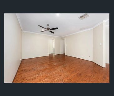 Perfect Family Home - Photo 4