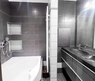 Pronájem bytu 4+kk 75 m² - Photo 3