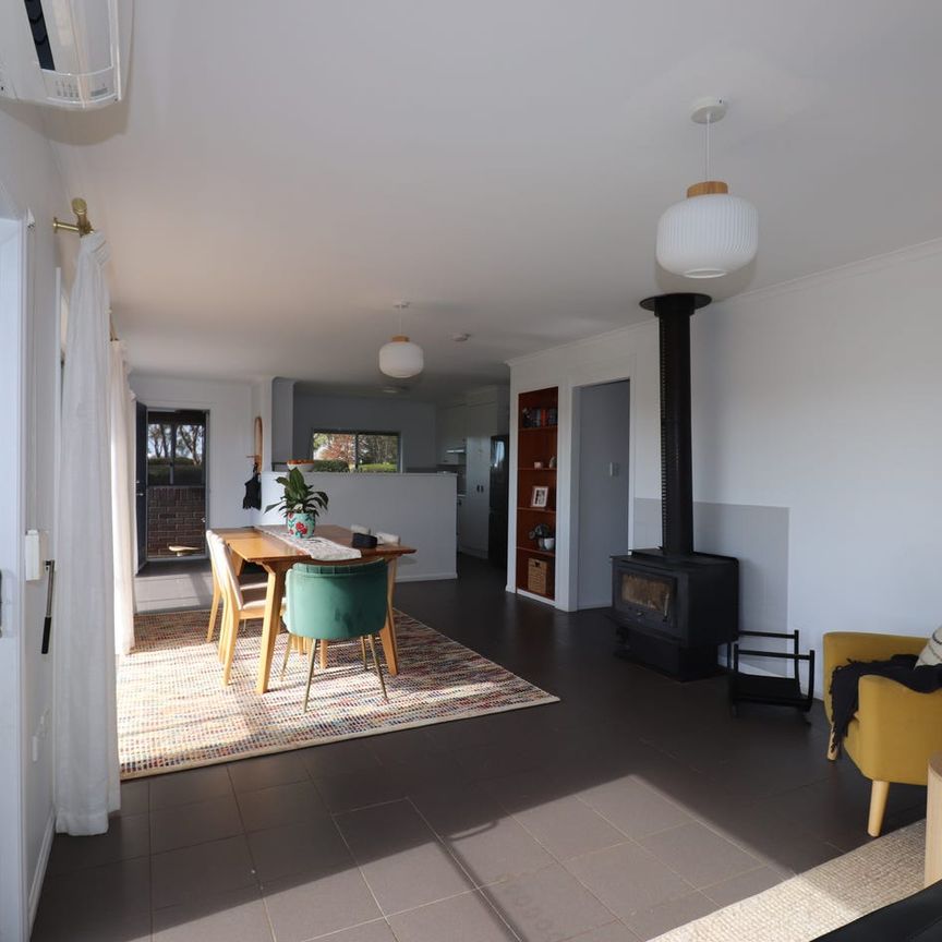 Brick family home - 9 km from town - Photo 1