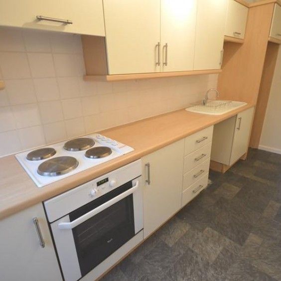 1 Bedroom Apartment To Let - Photo 1