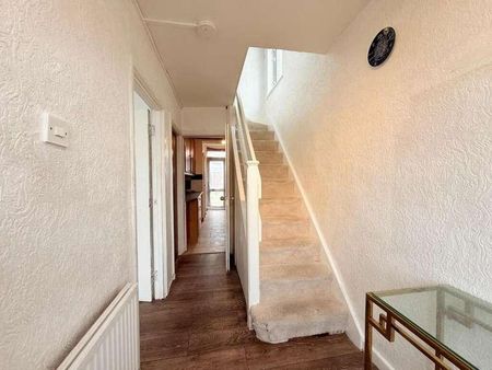 Coran Close, London, N9 - Photo 4