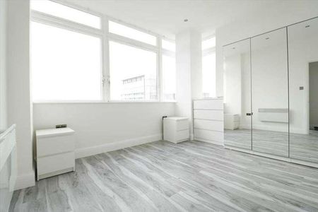 High Street Bromley, London, BR1 - Photo 3