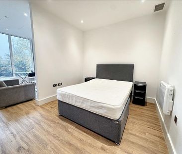 Studio to rent - Photo 6