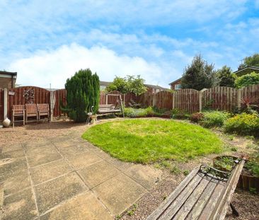 3 bedroom semi-detached house to rent - Photo 6