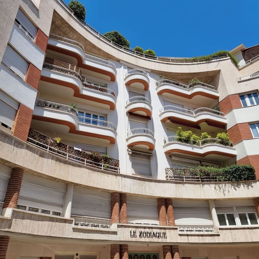 Location Appartement de luxe Monaco 3 Pièces 97 m² - Photo 1