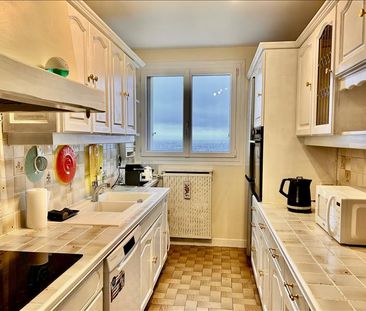 2 pièces - Meublé - 46,36 m² - 7ème étage - Colocation non autorisée - Photo 3