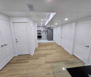 For Lease - 7 Locomotive Crescent Unit# Basement Unit, Brampton, On... - Photo 1