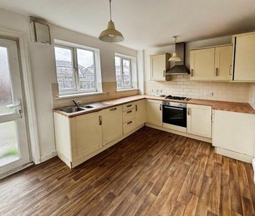 2 bedroom terraced house to rent - Photo 6