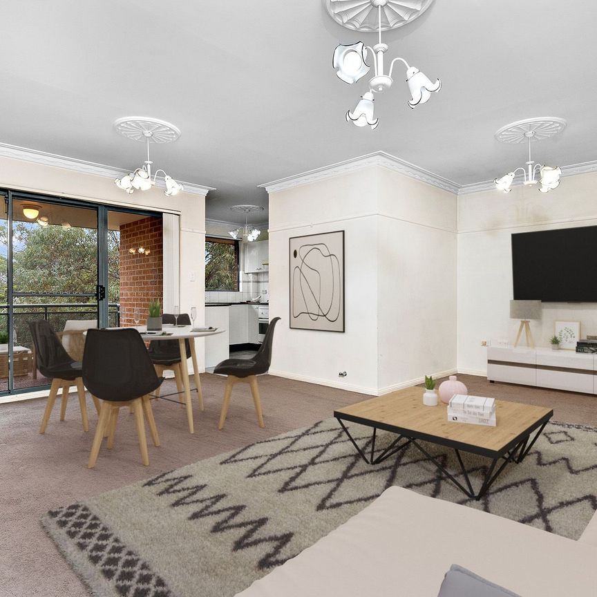 Well Maintained Comfort Home in Westmead - Photo 1