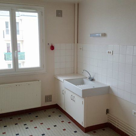 A LOUER - QUARTIER PIGNOUX - T3 de 64.83m² avec balcon, cave et grenier - Photo 3