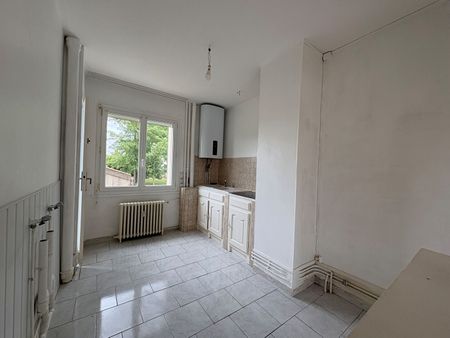 Location Appartement 3 pièces 64m² - Photo 3