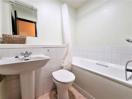 Studio to rent - Photo 5