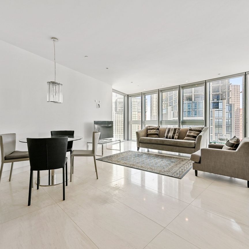 1 Bed Flat, St. George Wharf, SW8 - Photo 1